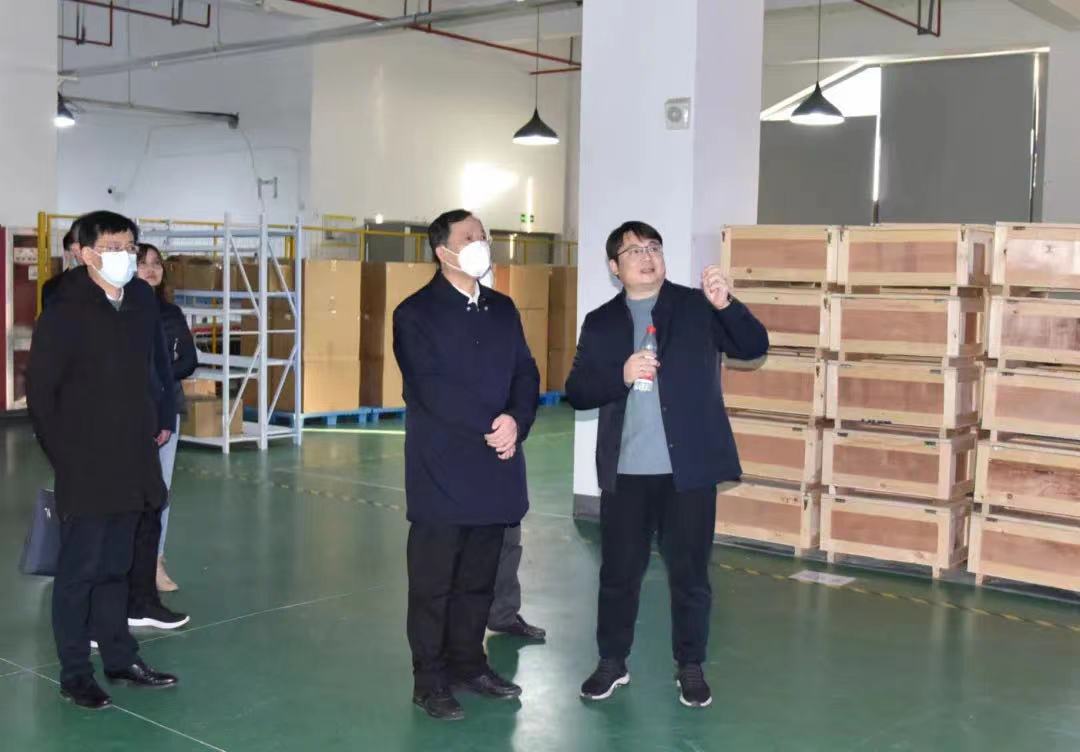 春節(jié)前夕，區(qū)委書記許小波帶隊走訪調研海圖科技指導工作